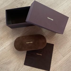 Tom Ford glasses case w/box 🤎